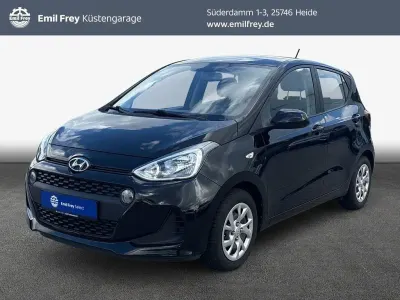 Gebraucht Hyundai i10 Trend 67 PS (49 kW) 2019 Schwarz Kleinwagen