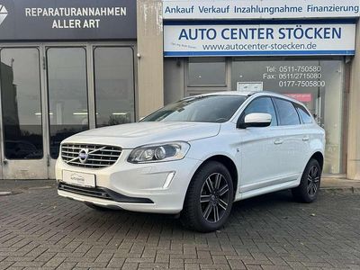 Crystal white pearl / metallic Gebraucht 2015 Volvo XC60 Ocean Race SUV | 14.900 € (Fairer Preis)