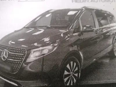 Gebraucht Mercedes V300 Avantgarde 237 PS (174 kW) 2025 Andere farben Van / Kleinbus