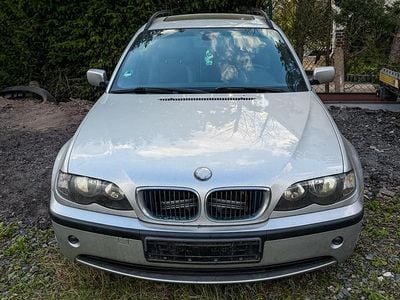 Second-hand BMW 318 143 CP (105 kW) 2004 Argintiu Break
