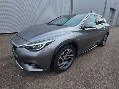 Gebraucht Infiniti Q30 Premium 170 PS (125 kW) 2016 Grau Limousine