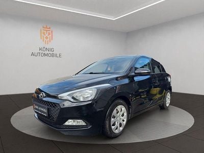 Gebraucht Hyundai i20 Trend 90 PS (66 kW) 2018 Schwarz Kleinwagen