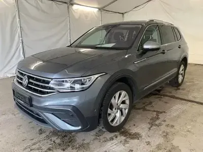 Gebraucht VW Tiguan Allspace Life 200 PS (147 kW) 2023 Grau SUV