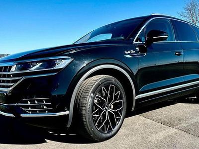 Gebraucht VW Touareg 231 PS (169 kW) 2023 Schwarz SUV