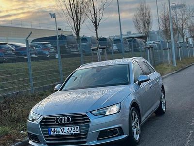 Silber Gebraucht 2016 Audi A4 Kombi | 14.500 € (Fairer Preis)