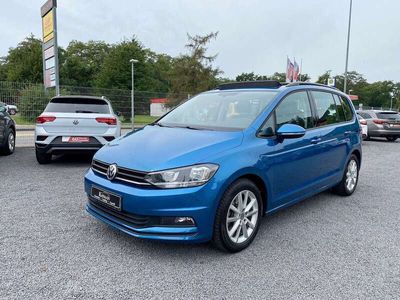 gebraucht VW Touran 1.6 TDI SCR*PANORAMA*NAVIGATION*ACC*PDC