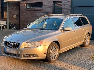 Gebraucht Volvo V70 231 PS (169 kW) 2010 Silber Kombi