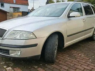 Gebraucht Skoda Octavia 105 PS (77 kW) 2006 Silber Kombi
