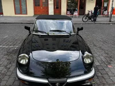 Occasion Alfa Romeo Spider 117 ch (86 kW) 1988 Noir Cabriolet