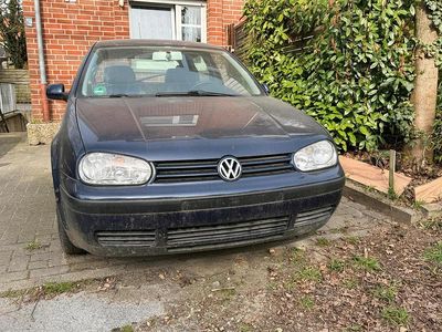 Gebraucht VW Golf IV 75 PS (55 kW) 2000 Blau Kleinwagen