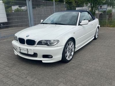 Weiß Gebraucht 2005 BMW 318 Cabriolet Exclusive Cabrio | 7.500 € (Etwas zu teuer)