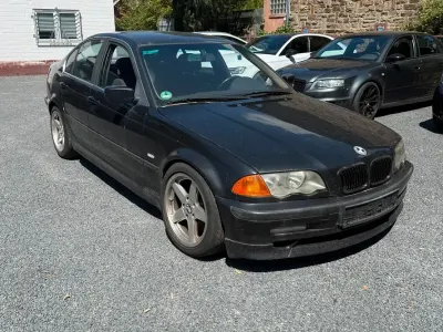 Gebraucht BMW 325 Basis 192 PS (141 kW) 2001 Limousine