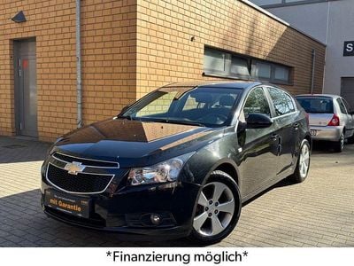 Gebraucht Chevrolet Cruze LTZ 163 PS (119 kW) 2012 Schwarz Kleinwagen