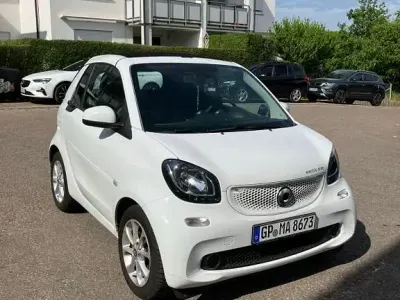 Gebraucht Smart ForTwo Cabrio Passion 60 kW (82 PS) 2017 Weiß Cabrio