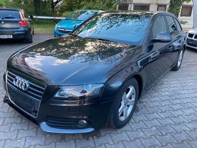 gebraucht Audi A4 Avant 2,0TDI*Klimatron*8xAlu*NAVI*Bi-xenonEU5