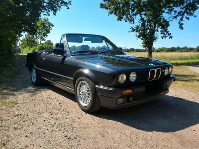 Gebraucht BMW 318 Cabriolet Shadowline 113 PS (83 kW) 1991 Schwarz Cabrio