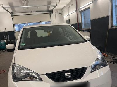 Gebraucht Seat Mii 60 PS (44 kW) 2015 Weiß Kleinwagen