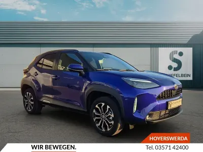 Neu Toyota Yaris 131 PS (96 kW) 2026 Juniper blau metallic Kleinwagen