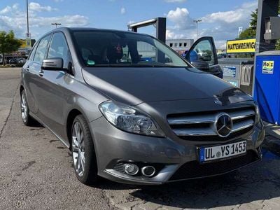 Mercedes B180