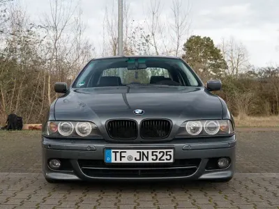 Gebraucht BMW 525 Sport Line 216 PS (158 kW) 2002 Grau Limousine