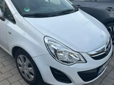 Gebraucht Opel Corsa Edition 86 PS (63 kW) 2013 Weiß Kleinwagen