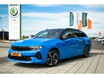 Gebraucht Opel Astra 131 PS (96 kW) 2025 Lackierung watteau grn/typ aus Kleinwagen