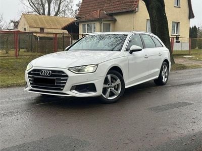 Weiß Gebraucht 2020 Audi A4 Sport Kombi | 17.499 € (Fairer Preis)