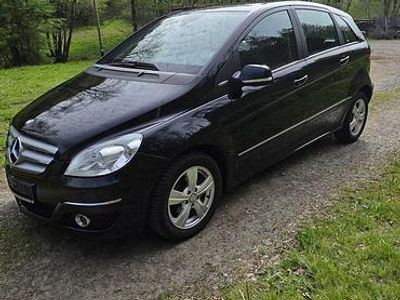 Second-hand Mercedes B170 116 CP (85 kW) 2009 Negru Monovolum