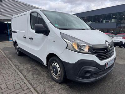 Gebraucht Renault Trafic Komfort 90 PS (66 kW) 2015 Weiß Van / Kleinbus