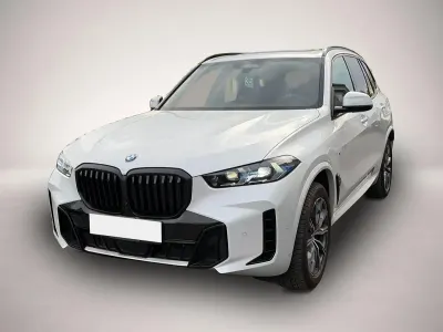 Gebraucht BMW X5 M Sport 298 PS (219 kW) 2024 Manufacturer SUV