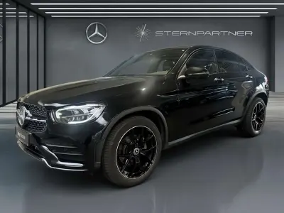 Używany Mercedes GLC220 AMG 194 KM (142 kW) 2023 Czarny Sedan/Limuzyna