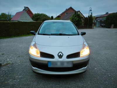 gebraucht Renault Clio III Expression / EZ 2006 / 52k KM