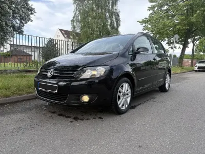 Gebraucht VW Golf Plus Cross Highline 122 PS (89 kW) 2011 Schwarz Van / Kleinbus