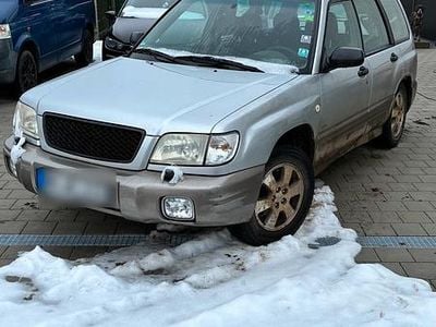 Silber Gebraucht 2001 Subaru Forester SUV | 600 € (Superpreis)