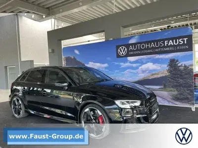 Gebraucht Audi RS3 Comfort 400 PS (294 kW) 2019 Schwarz metallic Limousine