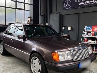 gebraucht Mercedes E300 