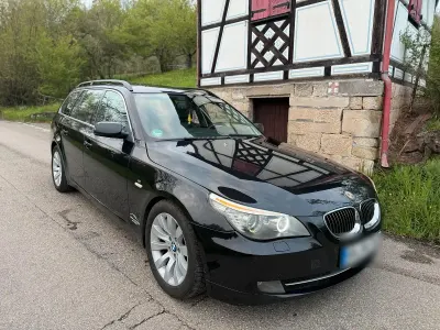 Gebraucht BMW 530 235 PS (172 kW) 2008 Schwarz Kombi