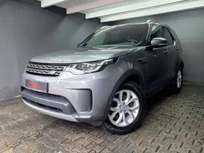 Gebraucht Land Rover Discovery 5 SE 241 PS (177 kW) 2019 Grau SUV