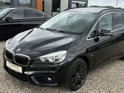 Gebraucht BMW 220 Sport Line 192 PS (141 kW) 2016 Schwarz Kombi