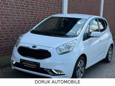 Gebraucht Kia Venga DREAM-TEAM Edition 90 PS (66 kW) 2017 Weiß Kleinwagen