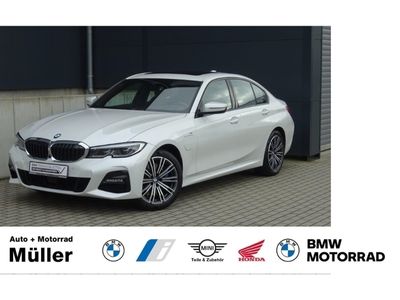 gebraucht BMW 330e eA M Sport Laserlicht Schiebedach Harman