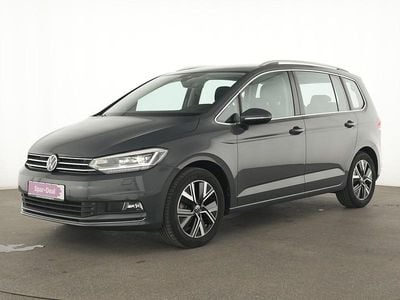 Second-hand VW Touran Highline 150 CP (110 kW) 2022 Gri Monovolum