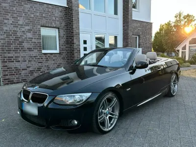 Gebraucht BMW 325 Cabriolet M Sport 204 PS (150 kW) 2011 Schwarz Cabrio