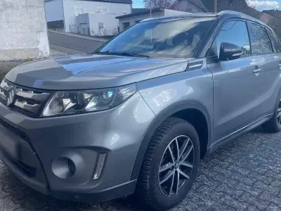 Begagnad Suzuki Vitara Comfort+ 120 HK (88 kW) 2015 Grå SUV
