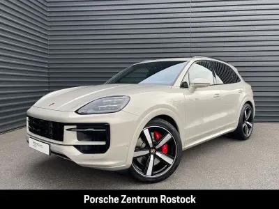 Gebraucht Porsche Cayenne S 475 PS (349 kW) 2025 Cashmerebeigemetallic SUV