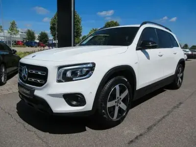 Gebraucht Mercedes GLB200 Progressive 163 PS (119 kW) 2021 Weiß SUV