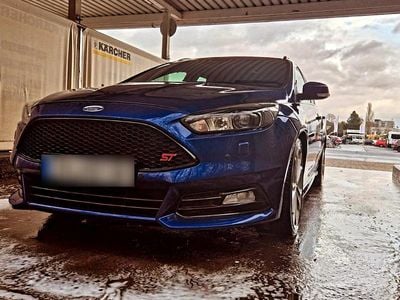 Gebraucht Ford Focus ST 185 PS (136 kW) 2017 Blau Kombi