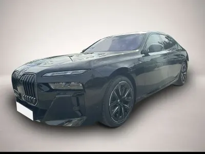 Gebraucht BMW 740 299 PS (219 kW) 2025 Schwarz Limousine