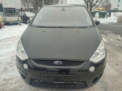 Gebraucht Ford S-MAX Titanium 175 PS (128 kW) 2009 Schwarz Van / Kleinbus