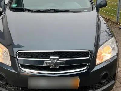 Usado Chevrolet Captiva 136 HP (100 kW) 2010 Cinzento SUV